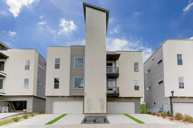 $674,000 | 4300 Mansfield Dam Road, Unit 1231, Austin, TX 78734
