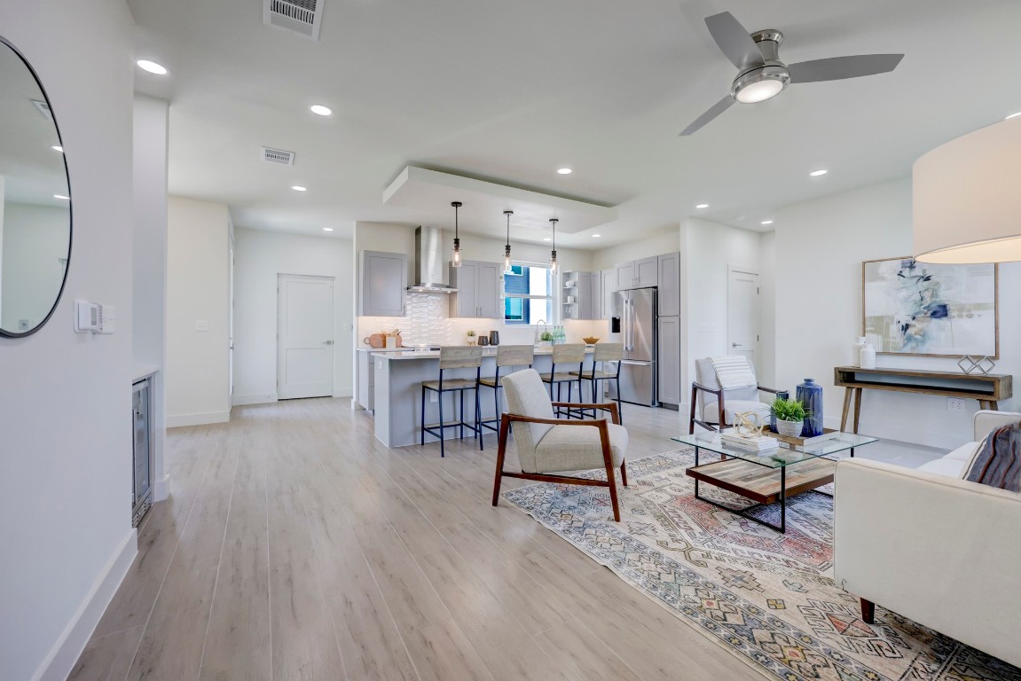 4300 Mansfield Dam Road, Unit 1231 Austin, TX 78734 - Photo 28 of 38 VIEW LOOKING TOWARDS THE ELEVATOR STRAIGHT AHEAD. #921, FLOOR PLAN A.