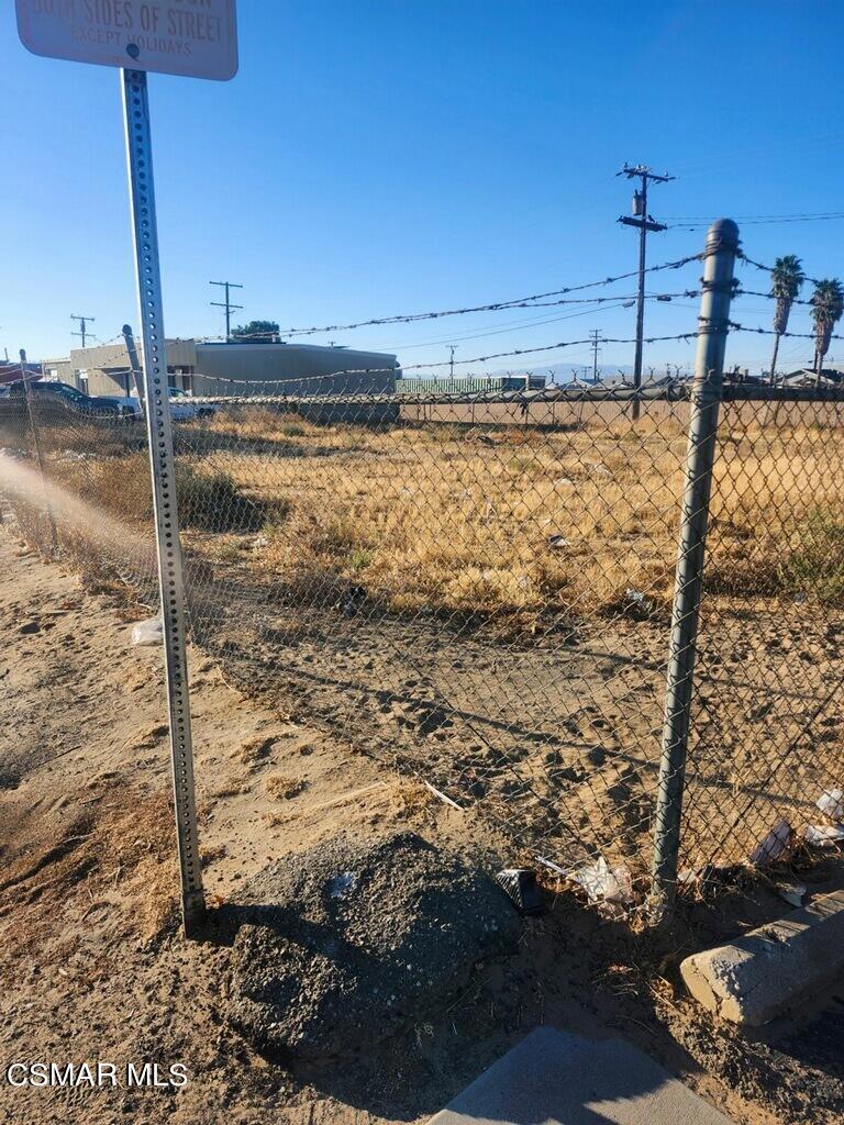 119 Pondera Street Lancaster, CA 93534 - Photo 2 of 11 a view of a ocean view