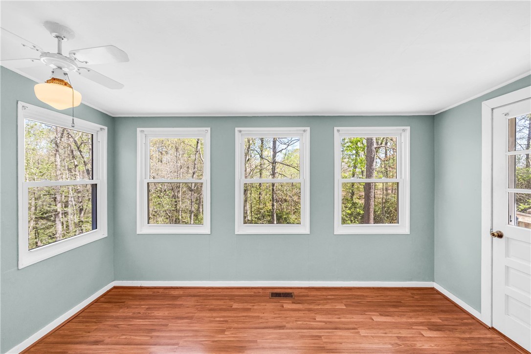 1008 Santee Drive Walhalla, SC 29691 - Photo 18 of 33