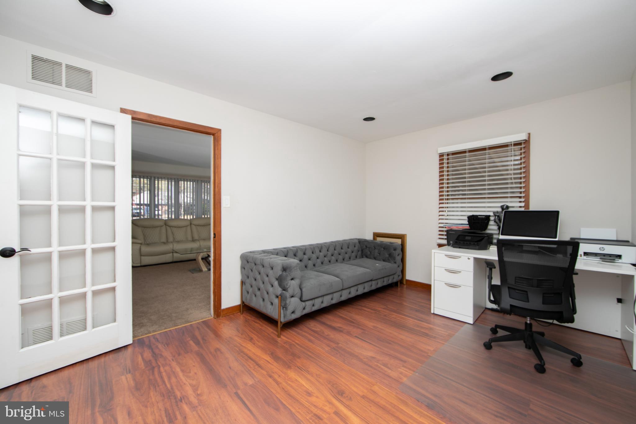 220 Landing Road Blackwood, NJ 08012 - Photo 40 of 63 Modern workspace with sleek design elements.