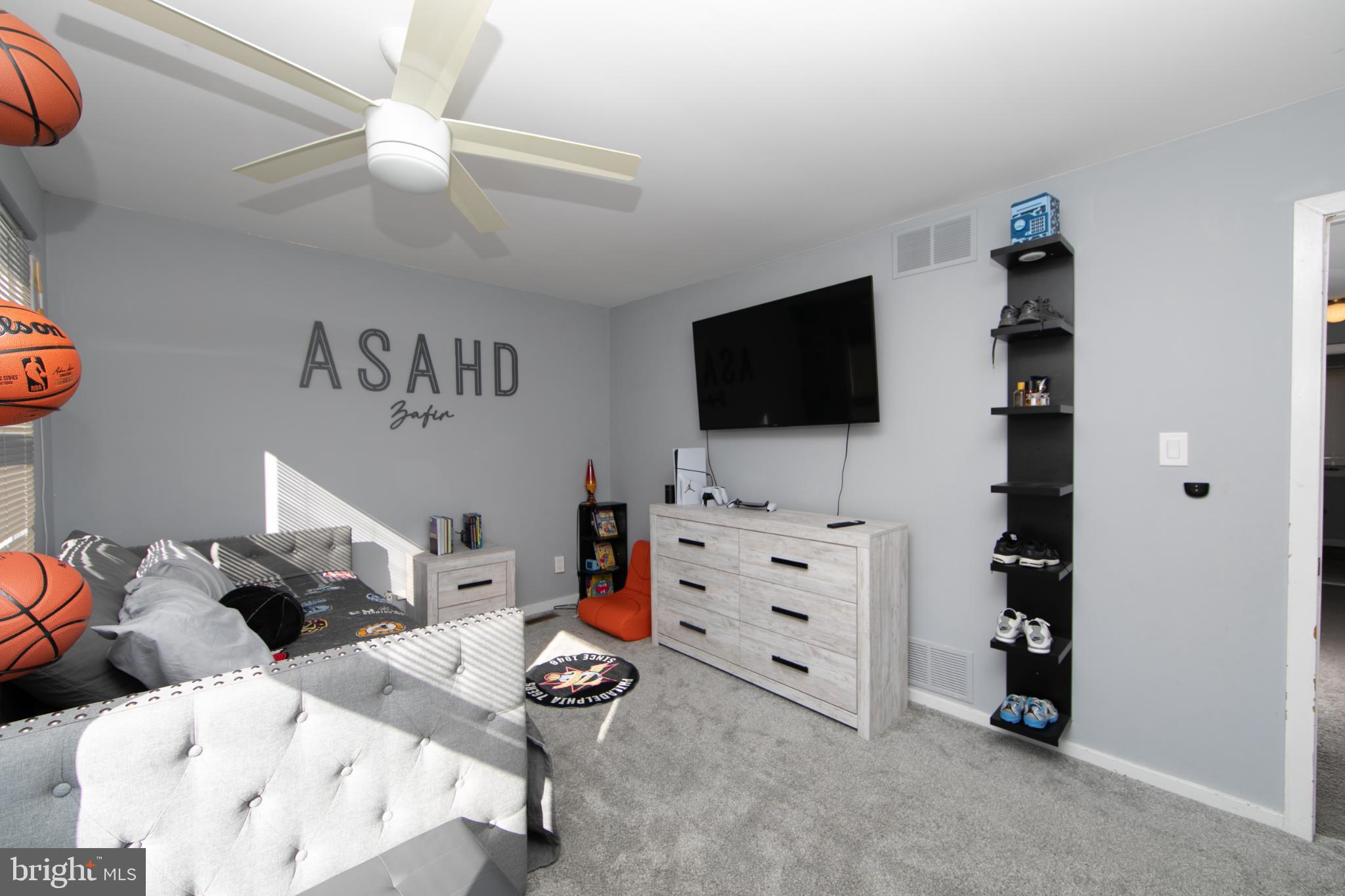 220 Landing Road Blackwood, NJ 08012 - Photo 55 of 63 a bedroom with furniture and a flat screen tv