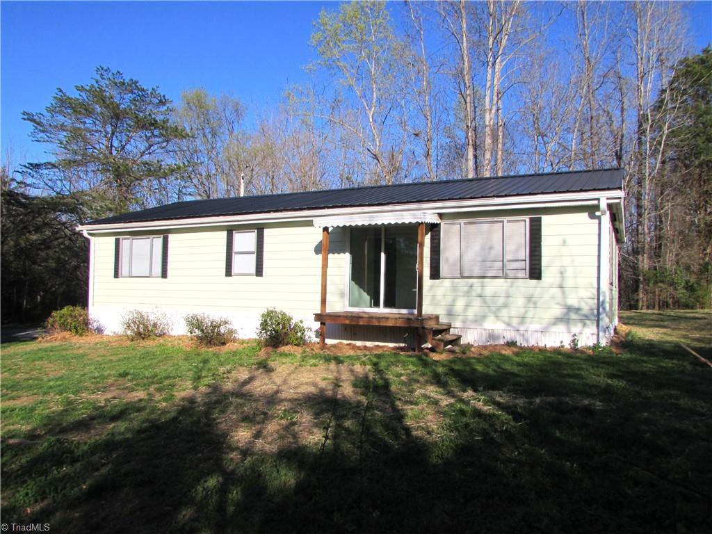 1377 Feezor Road Lexington, NC 27292 - Photo 4 of 20 Gallery Image 4