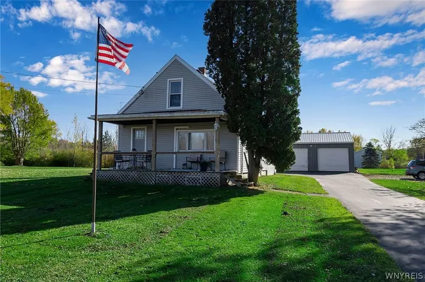 $195,000 | 1261 Gowans Road, Evans, NY 14006