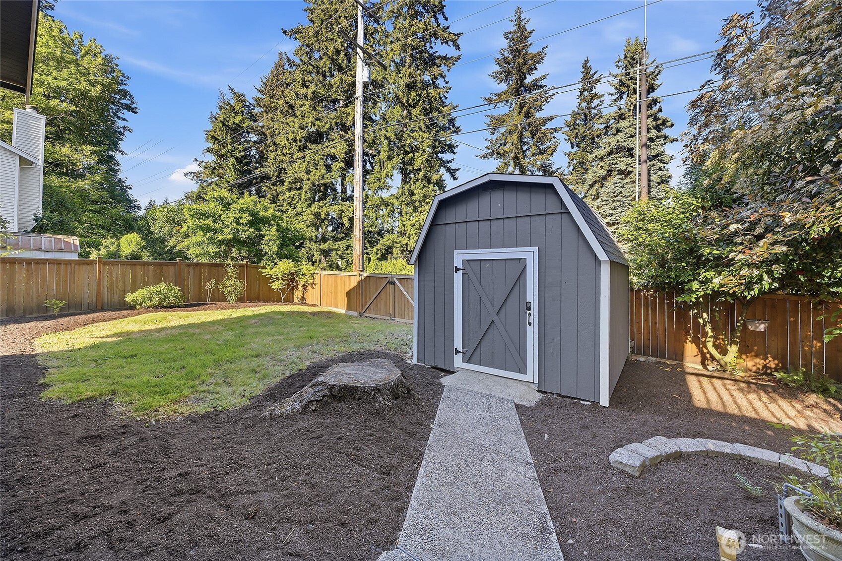 23707 Meridian Place West Bothell, WA 98021 - Photo 36 of 40 a front view of a house with garden