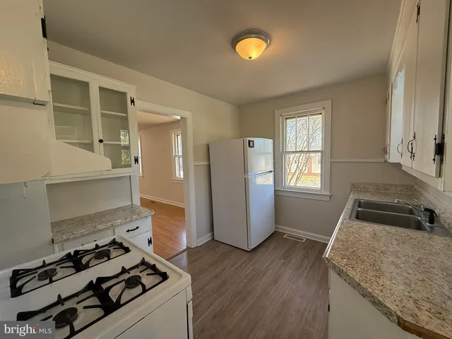 $1,845 | 119 Gibson Street, Fredericksburg, VA 22401