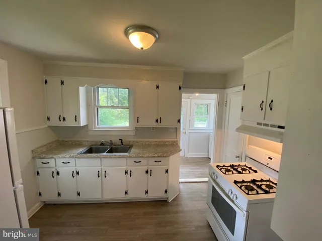 $1,845 | 119 Gibson Street, Fredericksburg, VA 22401