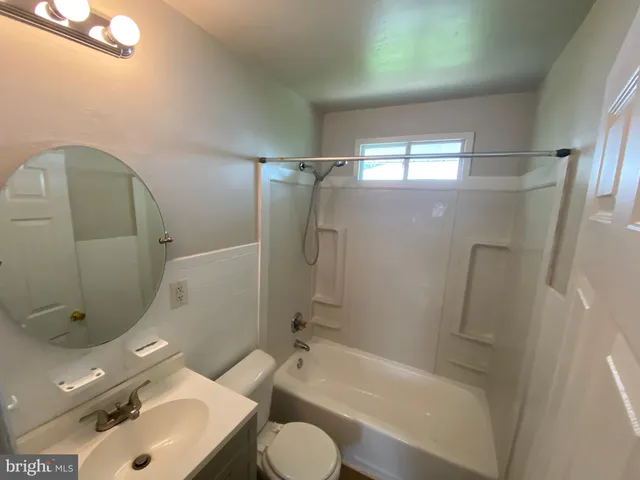 $1,845 | 119 Gibson Street, Fredericksburg, VA 22401