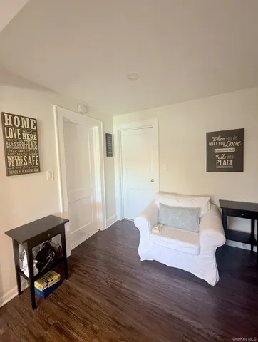 $2,200 | 130 Clinton Avenue, Unit 3, New Rochelle, NY 10801