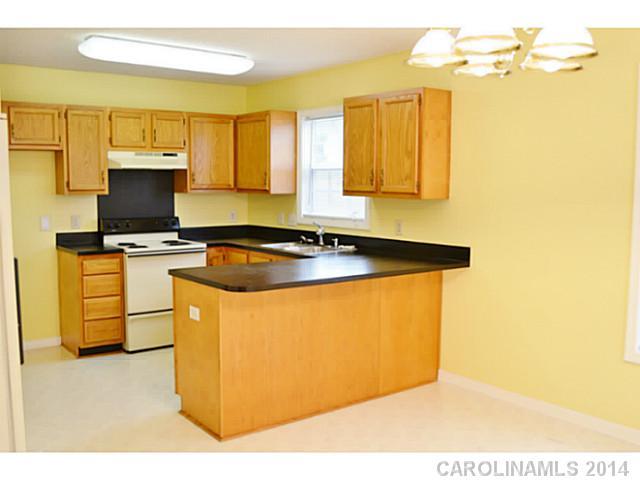 1069 Piney Church Road Concord, NC 28025 - Photo 5 of 10