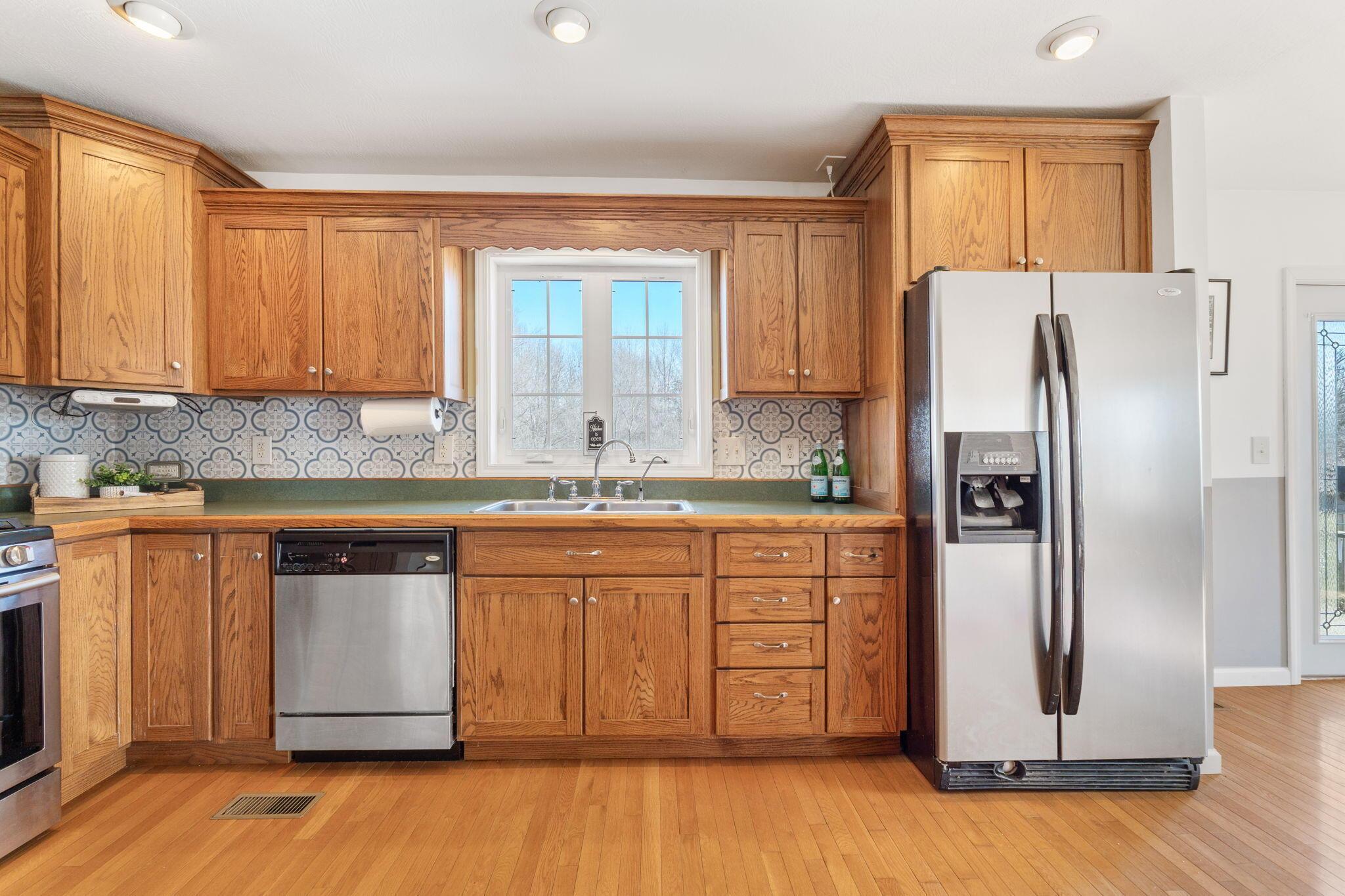 636 Larue-Marseilles Road La Rue, OH 43332 - Photo 7 of 52 Stainless appliances