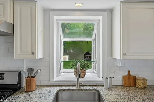 $698,000 | 145 Bryant Avenue, Springfield, NJ 07081