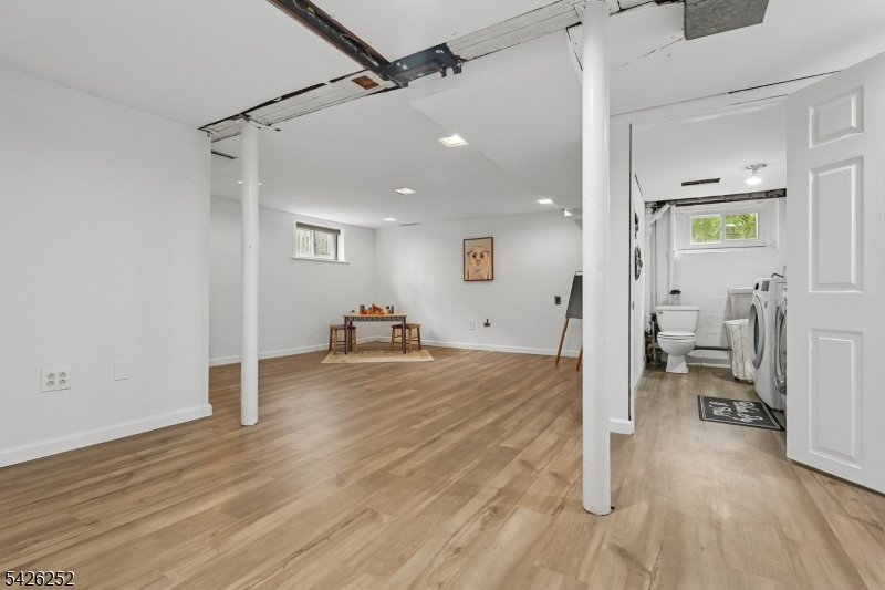 145 Bryant Avenue Springfield, NJ 07081 - Photo 29 of 38