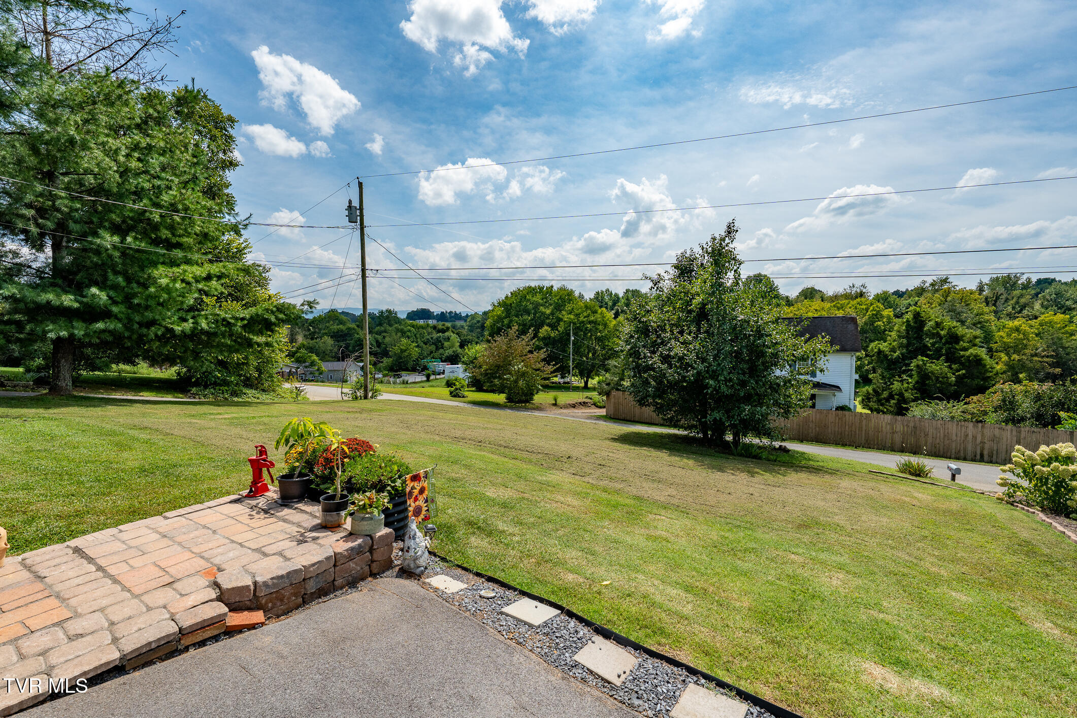 378 Miller Road Telford, TN 37690 - Photo 5 of 39 378 Miller Road (7 of 45)