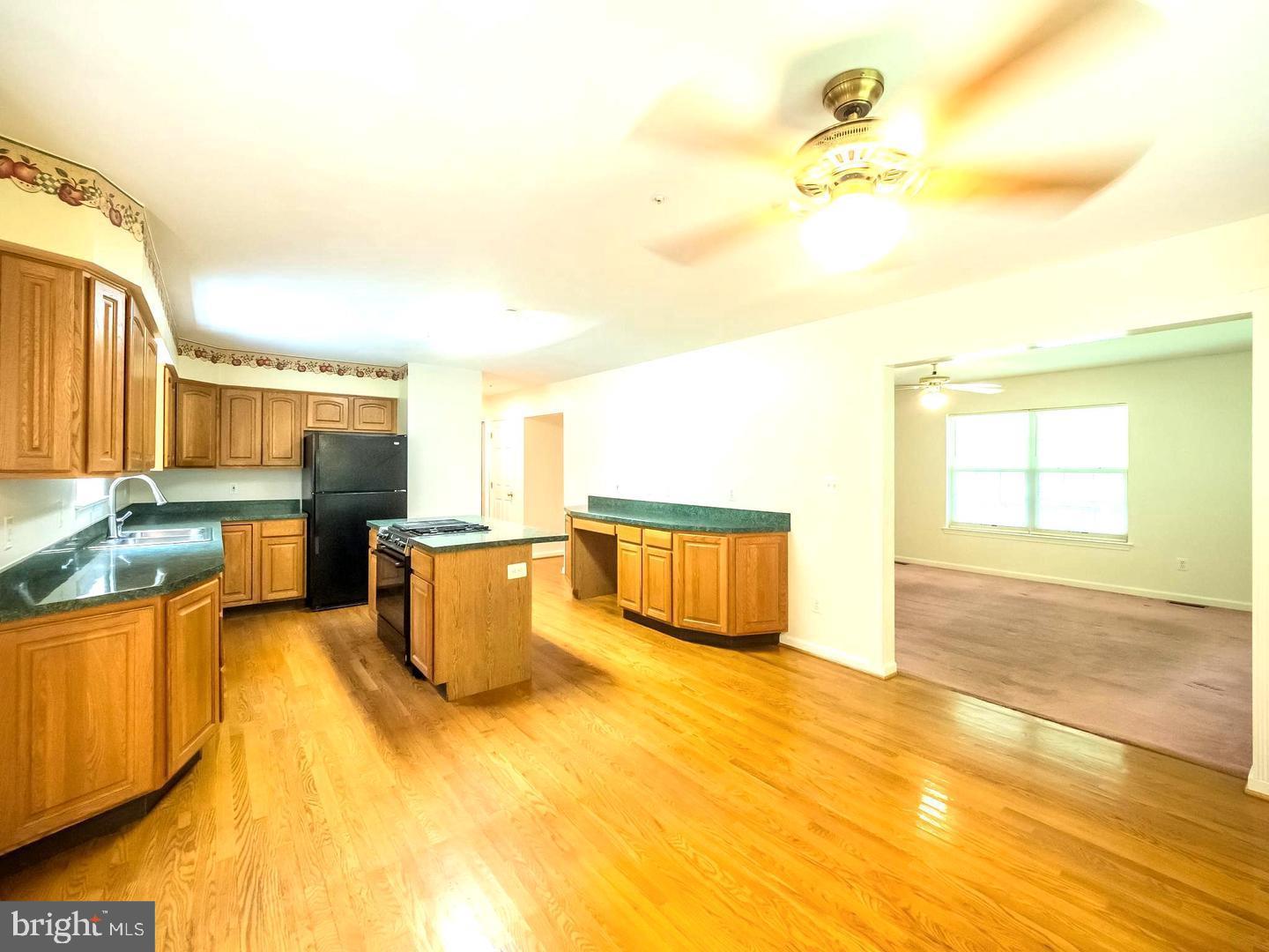 7701 Croom Road Upper Marlboro, MD 20772 - Photo 25 of 46 a very nice looking room with a large window