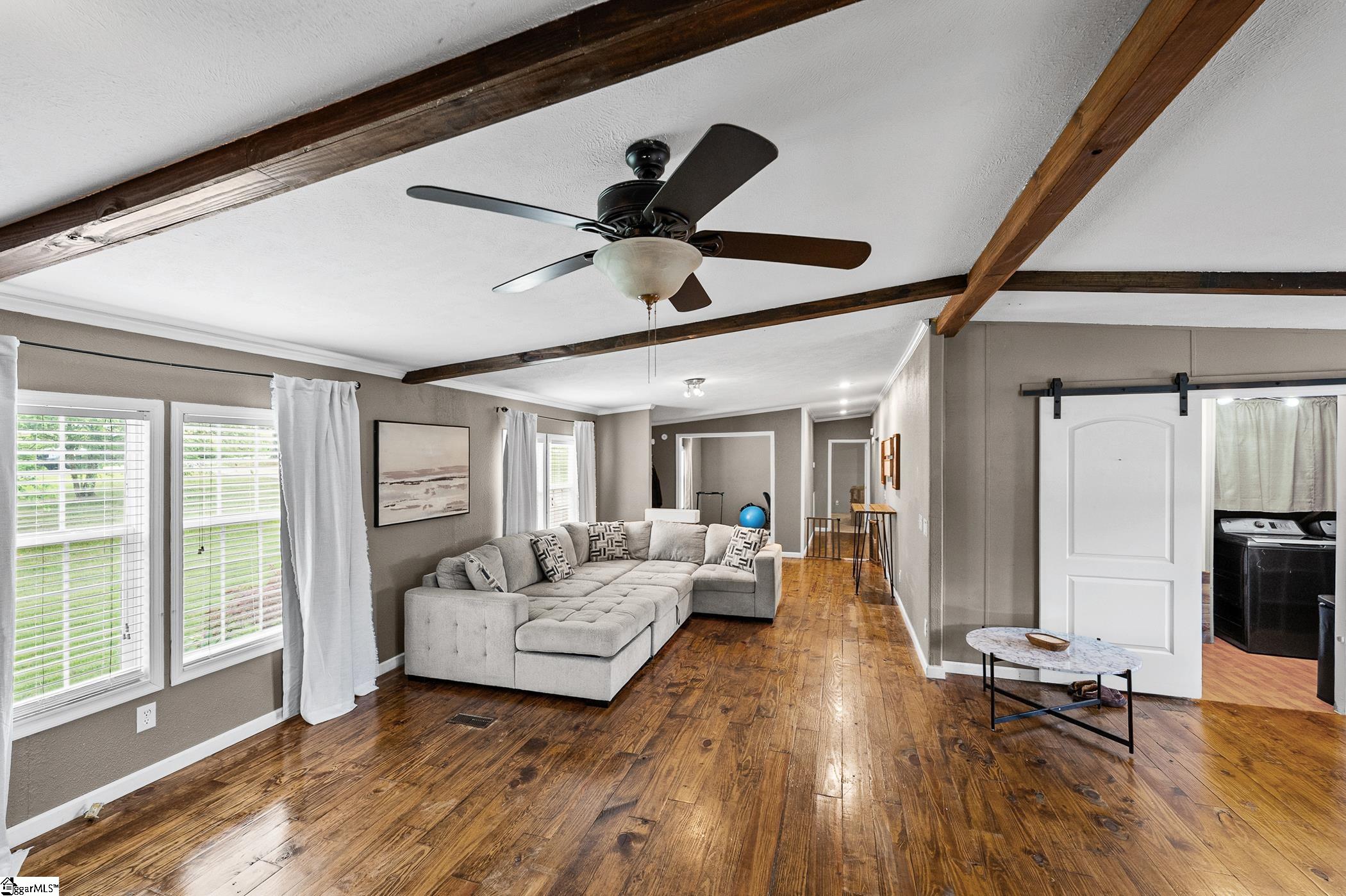 247 Perry Road Greer, SC 29651 - Photo 9 of 41