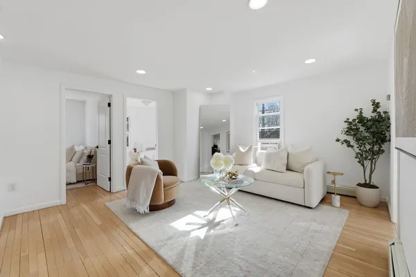 $3,200 | 77 Congress Street, Unit 2, Jersey City, NJ 07307