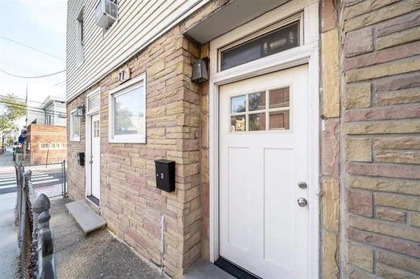 $3,200 | 77 Congress Street, Unit 2, Jersey City, NJ 07307