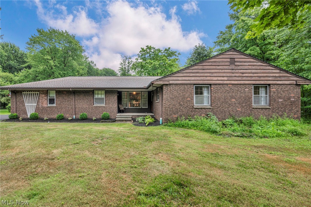 11523 Auburn Road Chardon, OH 44024 - Photo 2 of 44