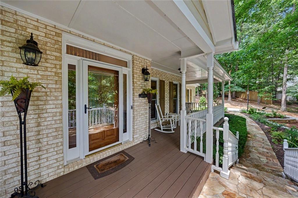1022 Oak Way Canton, GA 30114 - Photo 5 of 48