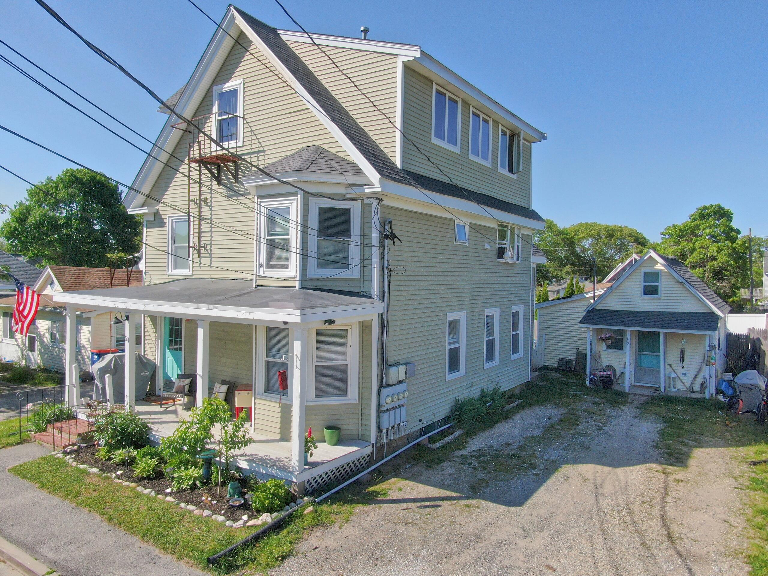 21 12th Avenue, Unit 1 Wareham, MA 02571 - Photo 2 of 28 1000095176