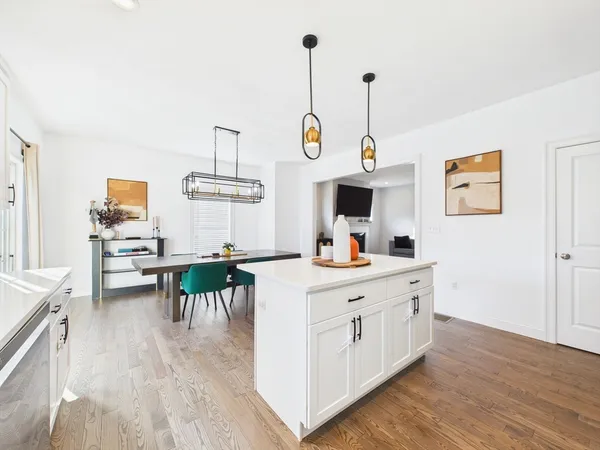 $624,900 | 10 Johnny Mac Way, Unit B, Taunton, MA 02780