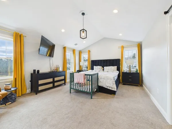 $624,900 | 10 Johnny Mac Way, Unit B, Taunton, MA 02780