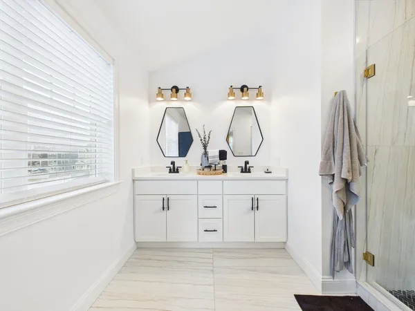 $624,900 | 10 Johnny Mac Way, Unit B, Taunton, MA 02780