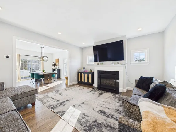 $624,900 | 10 Johnny Mac Way, Unit B, Taunton, MA 02780