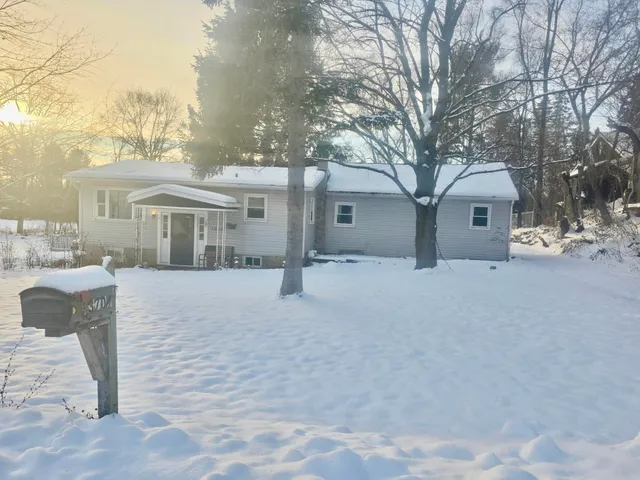 $250,000 | 3668 St Mark Street, Jackson, MI 49201