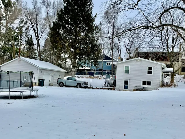 $230,000 | 3668 St Mark Street, Jackson, MI 49201