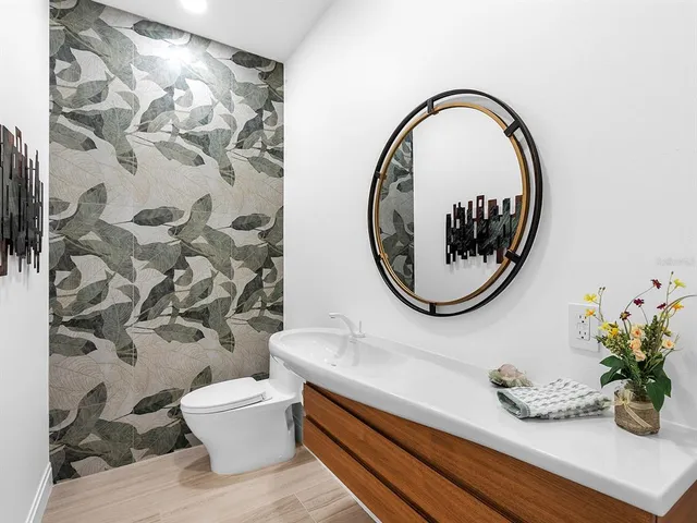 $5,800 | 4022 Penshurst Park, Sarasota, FL 34235