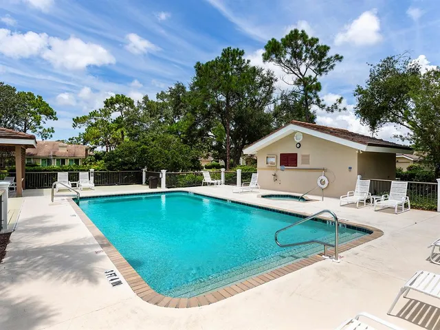 $5,800 | 4022 Penshurst Park, Sarasota, FL 34235