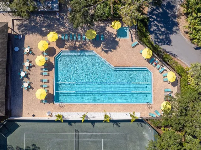 $5,800 | 4022 Penshurst Park, Sarasota, FL 34235