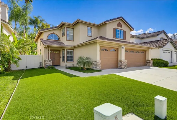 $1,499,900 | 15 Harveston, Mission Viejo, CA 92692