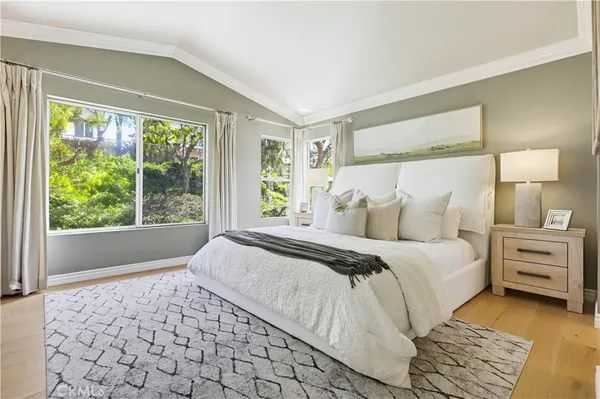 $1,499,900 | 15 Harveston, Mission Viejo, CA 92692