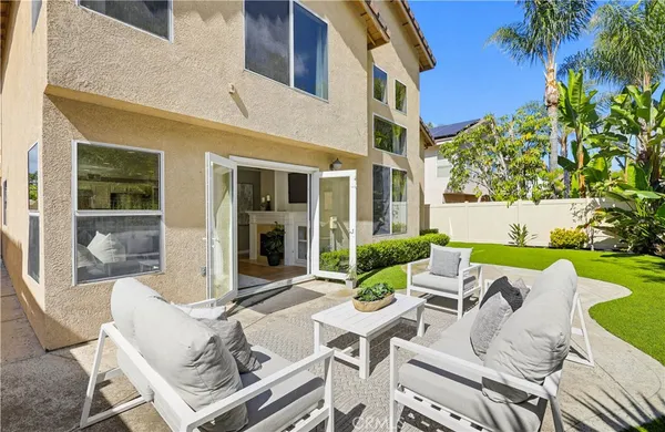 $1,499,900 | 15 Harveston, Mission Viejo, CA 92692