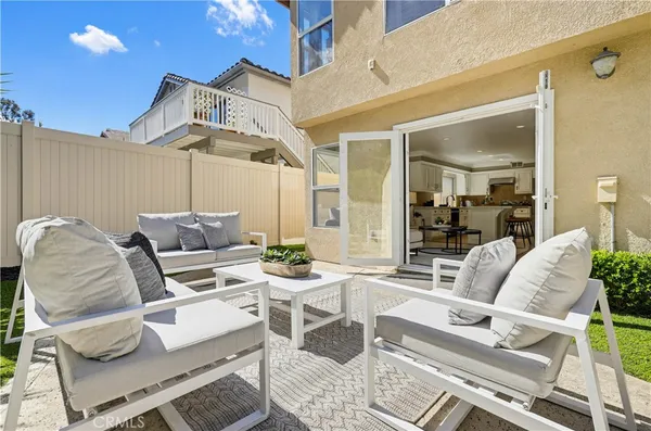 $1,499,900 | 15 Harveston, Mission Viejo, CA 92692