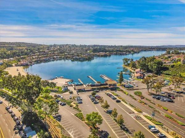 $1,499,900 | 15 Harveston, Mission Viejo, CA 92692