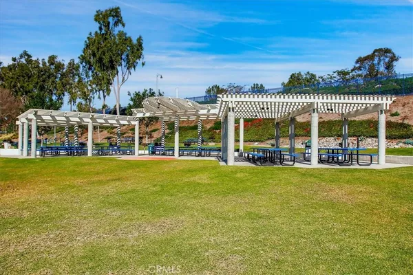 $1,499,900 | 15 Harveston, Mission Viejo, CA 92692