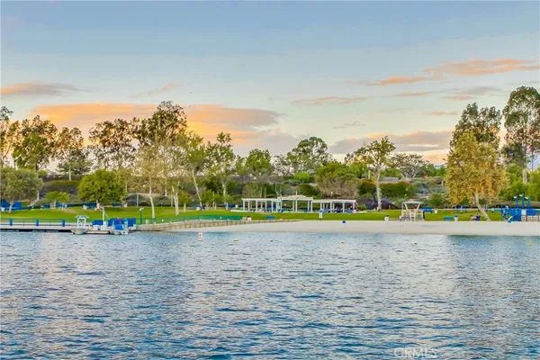 $1,499,900 | 15 Harveston, Mission Viejo, CA 92692