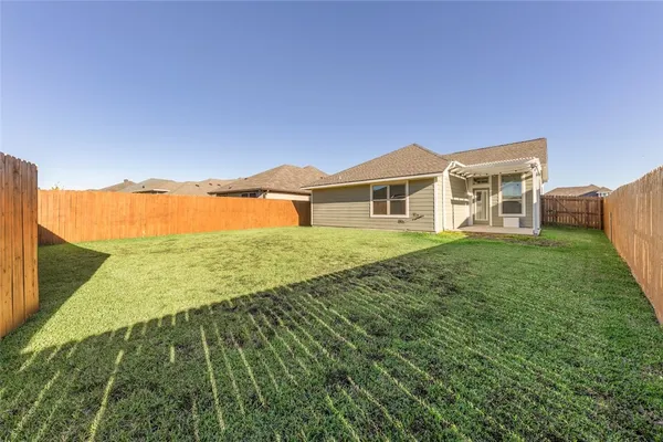 $2,000 | 2005 Theresa Drive, Bryan, TX 77807