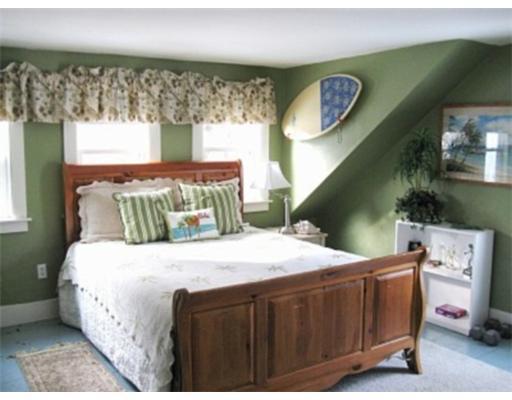 83 Organug Road York, ME 03909 - Photo 11 of 18 Bedroom.