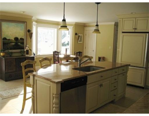 83 Organug Road York, ME 03909 - Photo 4 of 18 Dining Room.