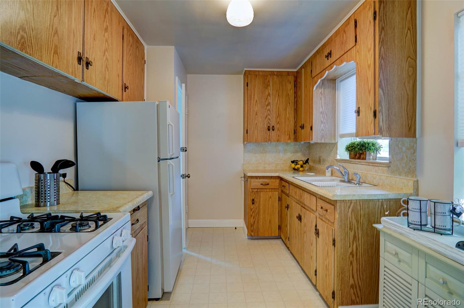 4642 Decatur Street Denver, CO 80211 - Photo 11 of 40 Gallery Image 11