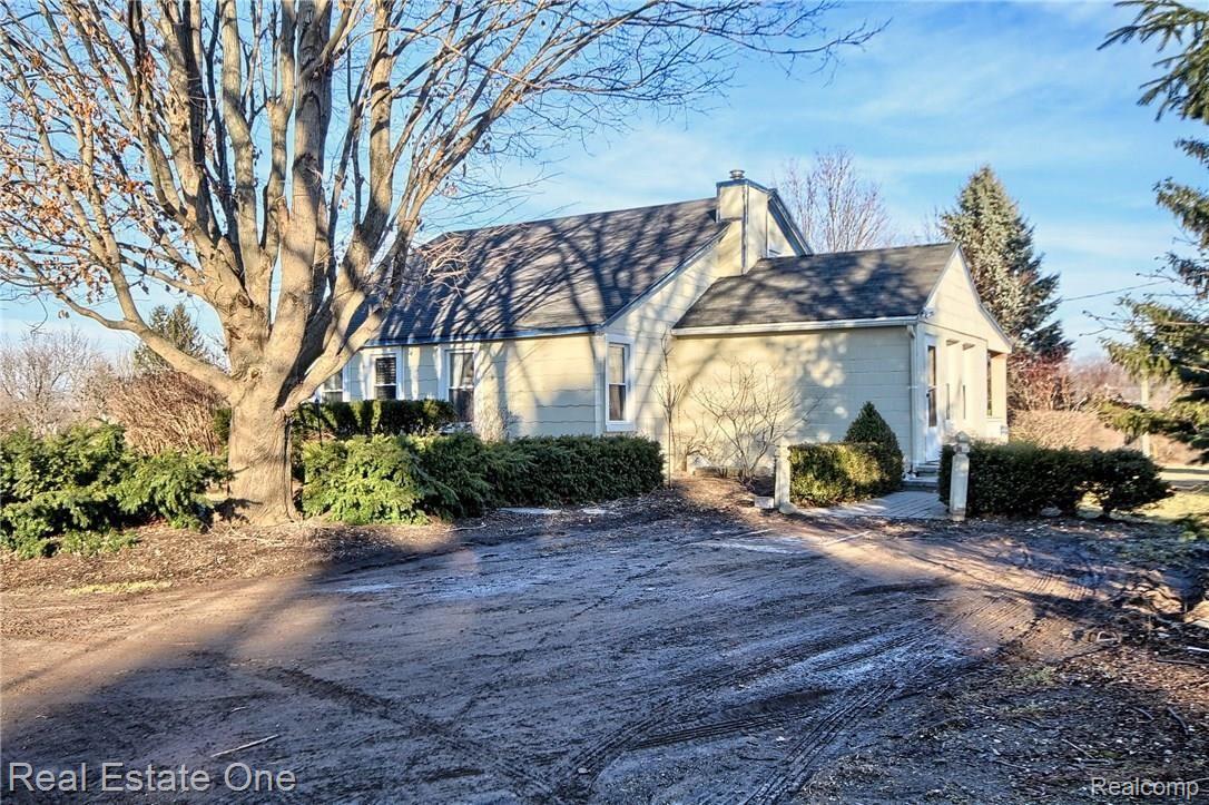 7091 Curtis Road Plymouth, MI 48170 - Photo 25 of 30 Rear_2nd_View.jpg