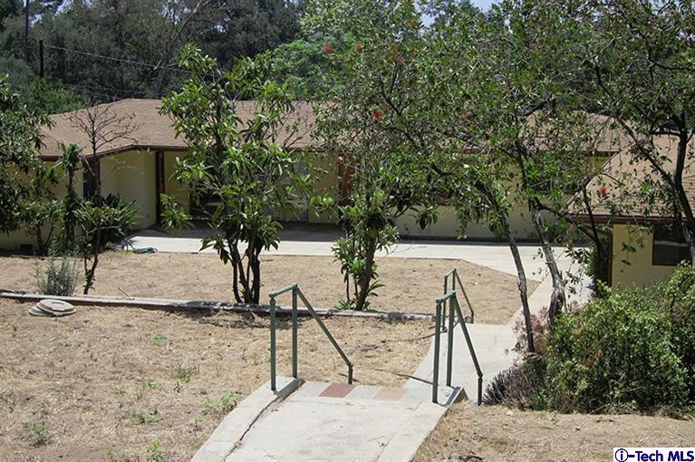 2091 Crescent Drive Altadena, CA 91001 - Photo 21 of 22 Additional Photo