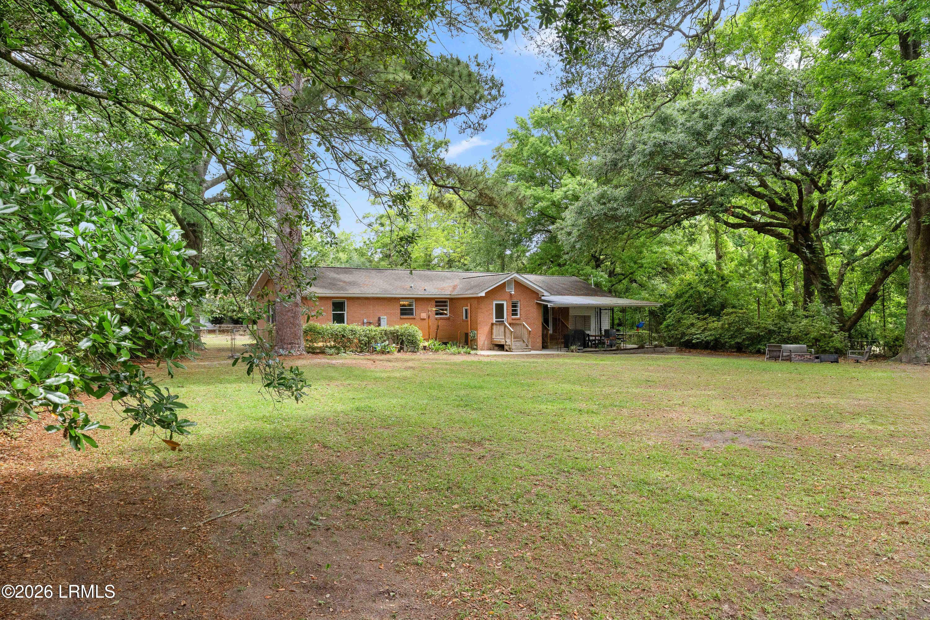 2306 State Rd S-7-386 Beaufort, SC 29902 - Photo 26 of 31 t-23