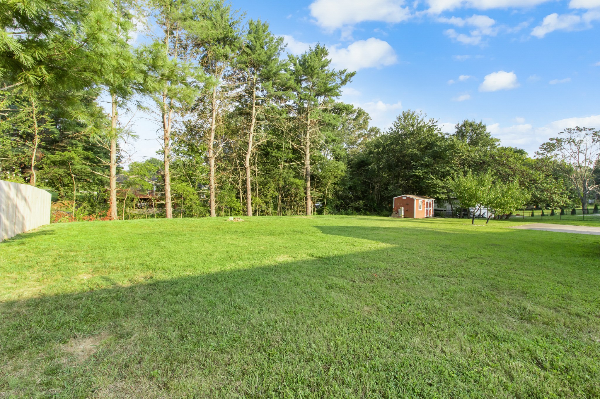 307 Revere Road Clarksville, TN 37043 - Photo 37 of 38 a view of a garden