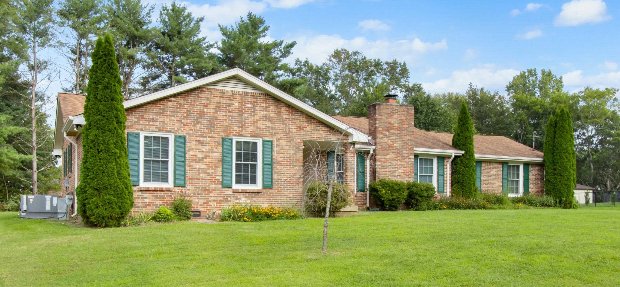 307 Revere Road Clarksville, TN 37043 - Photo 6 of 38 a view of a house with a yard